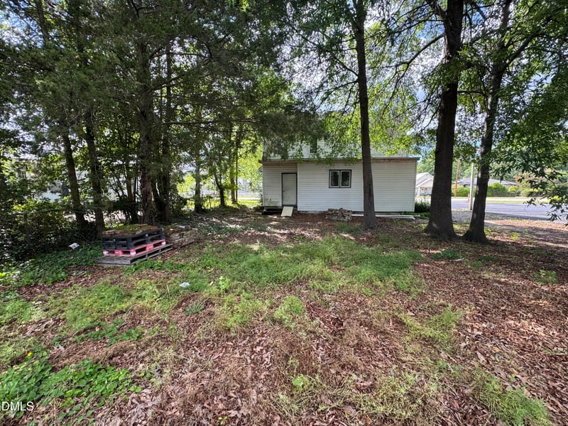 406 Webb St, Selma, NC 27576