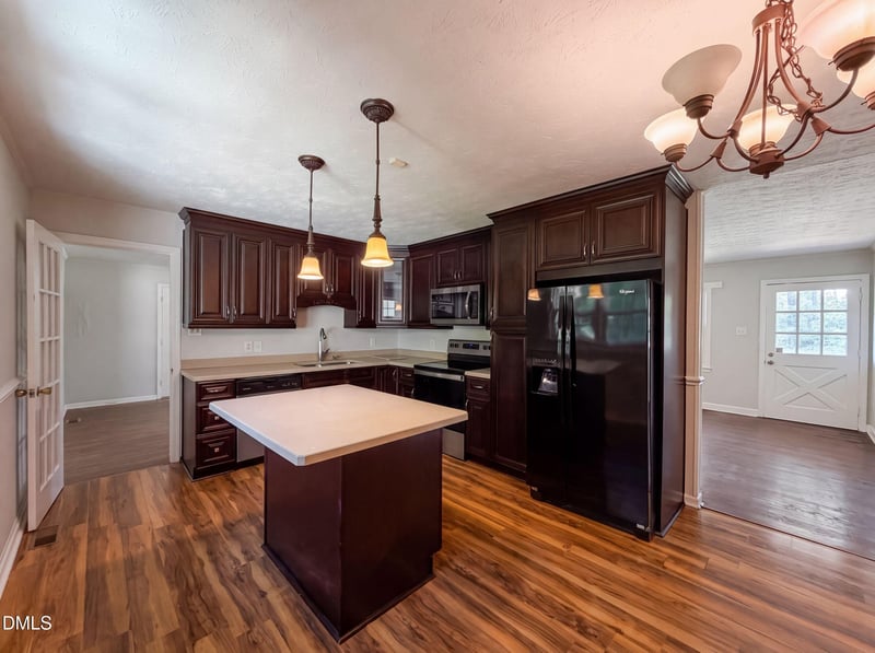 4060 Rosehill Rd, Fayetteville, NC 28311