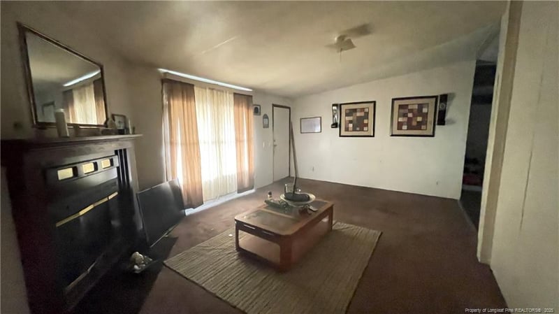 4062 Dudley St, Fayetteville, NC 28312