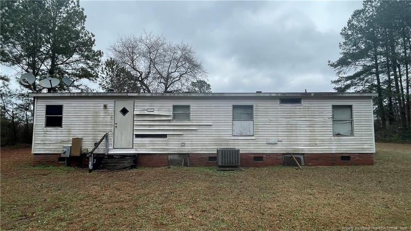 4062 Dudley St, Fayetteville, NC 28312