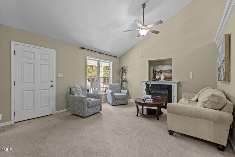 4064 Brooksdale Dr, Franklinton, NC 27525