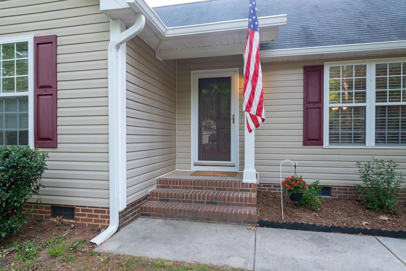 4066 Brooksdale Dr, Franklinton, NC 27525