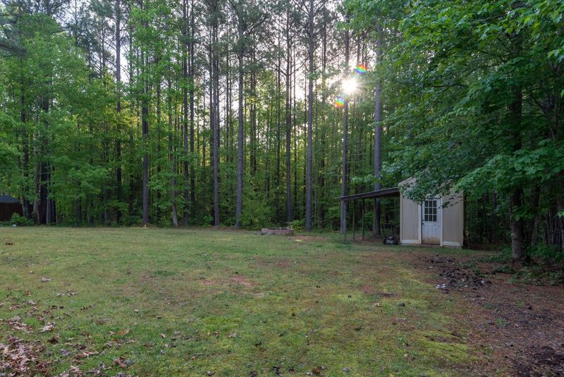 4066 Brooksdale Dr, Franklinton, NC 27525