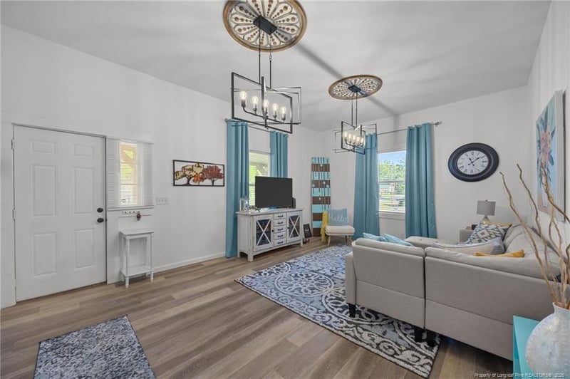 407 14th St, Erwin, NC 28339