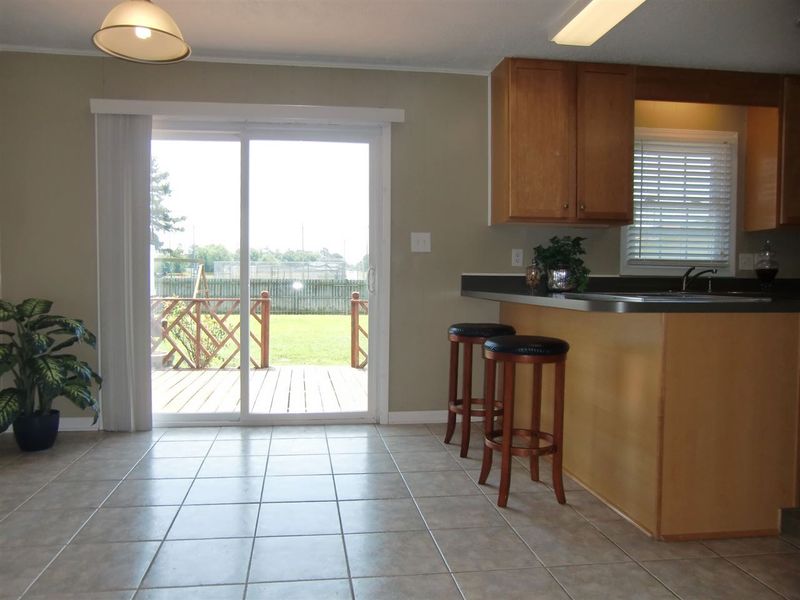 407 W A St, Erwin, NC 28339
