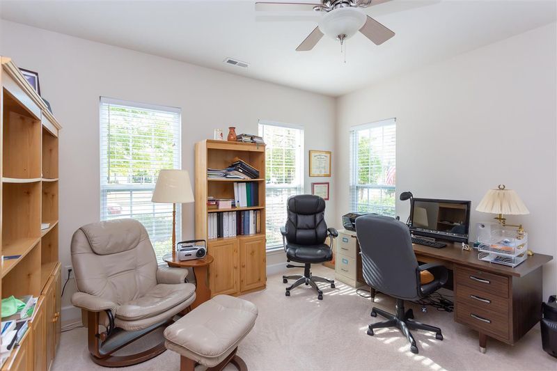 407 Altarbrook Dr, Cary, NC 27519