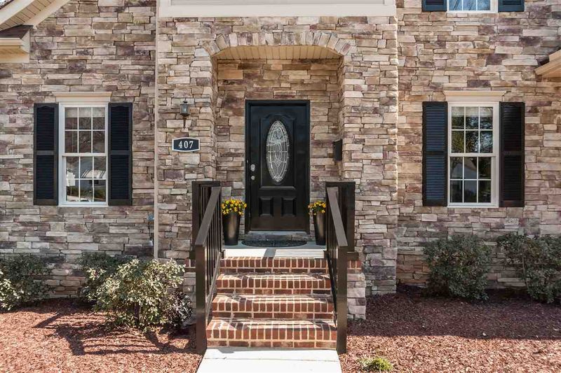 407 Bickett Blvd, Raleigh, NC 27608