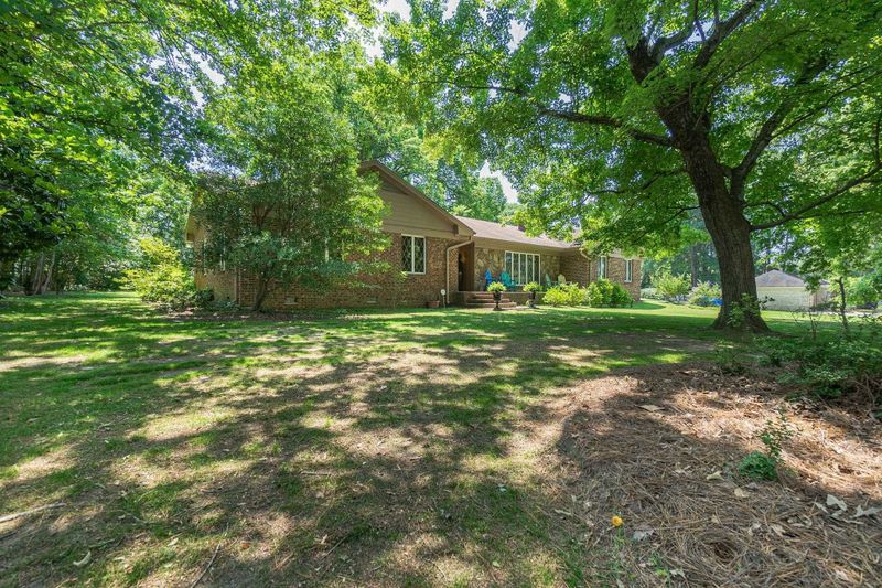 407 Butler Dr, Garner, NC 27529