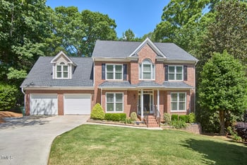407 Crickentree Dr, Cary, NC 27518