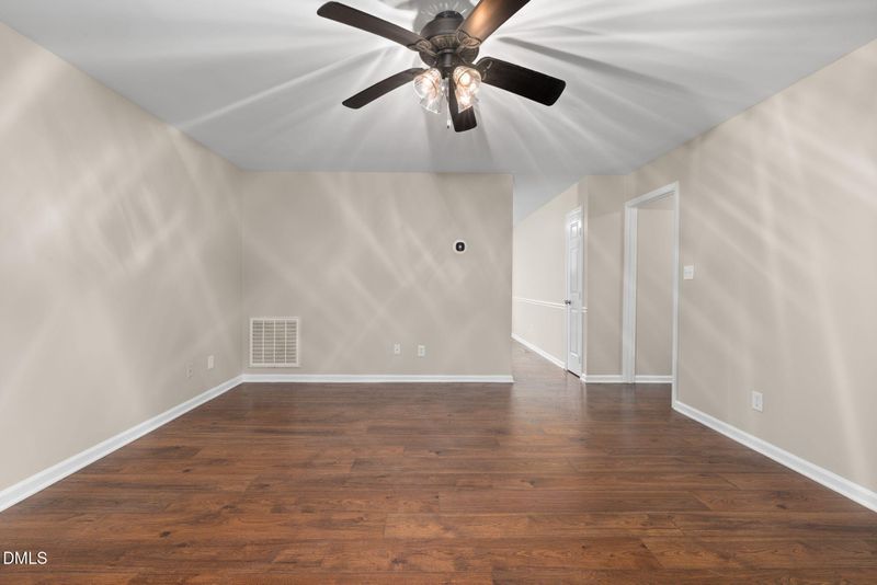 407 Damon St, Clayton, NC 27520