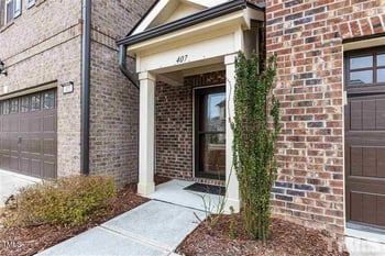 407 Daylin Dr, Cary, NC 27519
