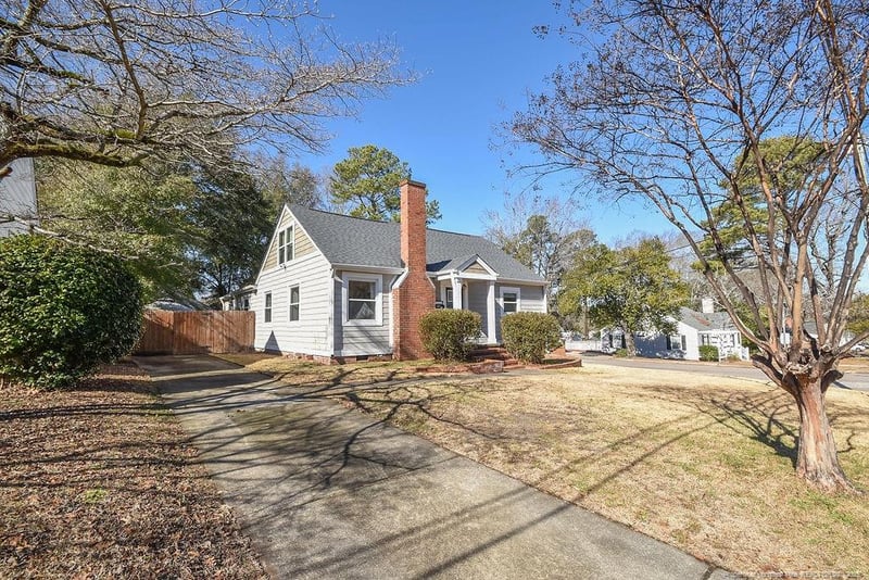 407 Glenville Ave, Fayetteville, NC 28303