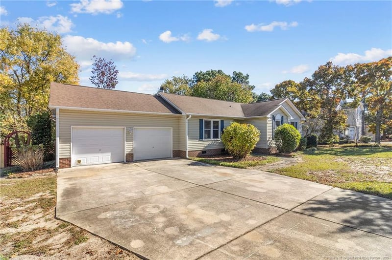 407 Green Spring Dr, Sanford, NC 27332