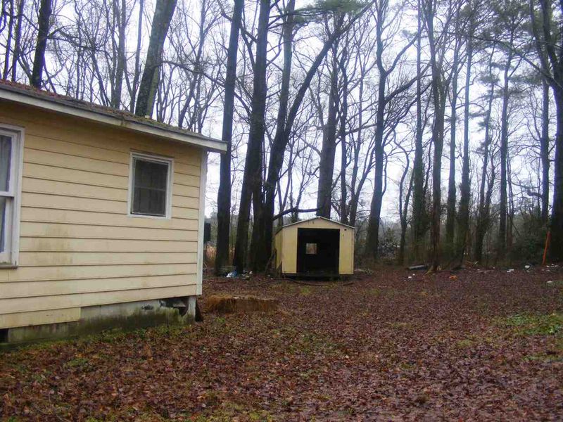 407 Henry Dr, Garner, NC 27529