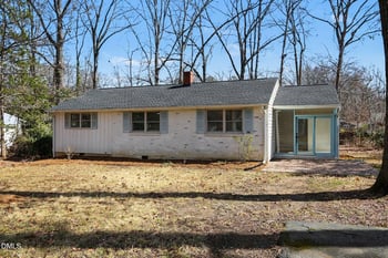 407 Hickory Dr, Chapel Hill, NC 27517