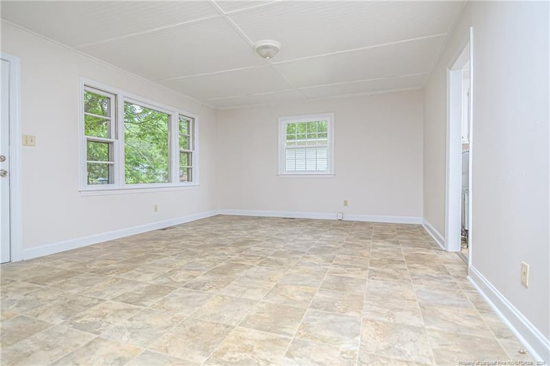 407 Hicks Ave, Fayetteville, NC 28304