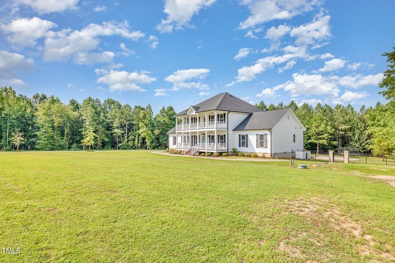 407 Kadir Womble Dr, New Hill, NC 27562