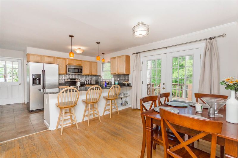 407 Lakeside Dr, Garner, NC 27529