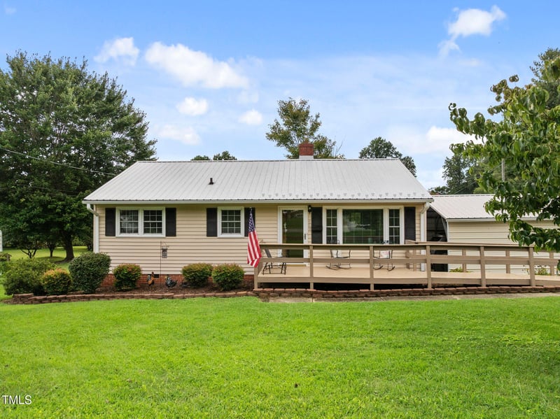 407 Ninth St, Mebane, NC 27302