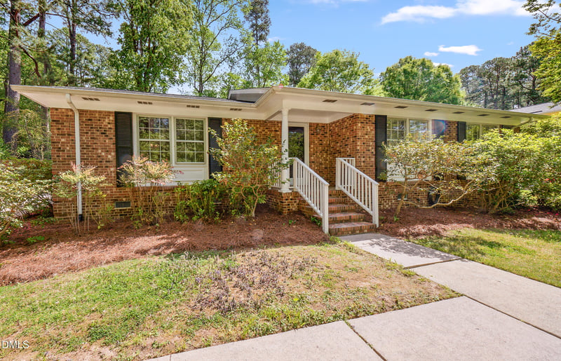 407 Overland Dr, Chapel Hill, NC 27517