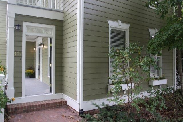 407 Parkside Cir, Chapel Hill, NC 27516