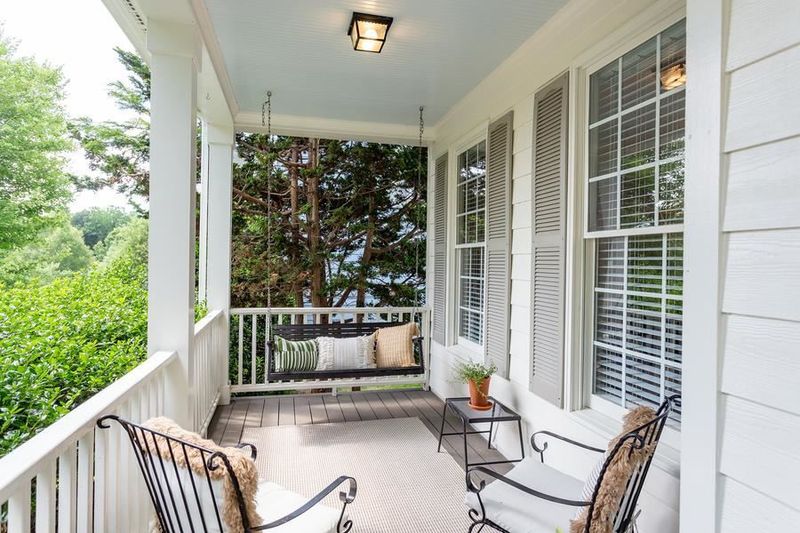 407 Parkview Crescent, Chapel Hill, NC 27516