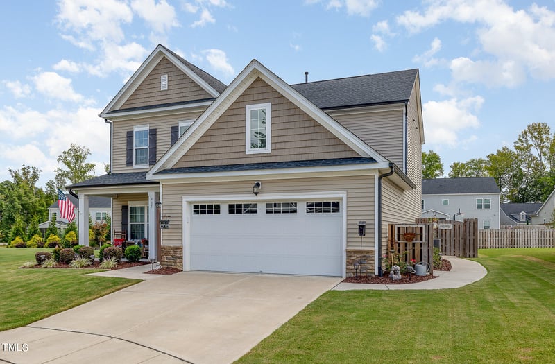 407 Rittenhouse Ct, Fuquay Varina, NC 27526