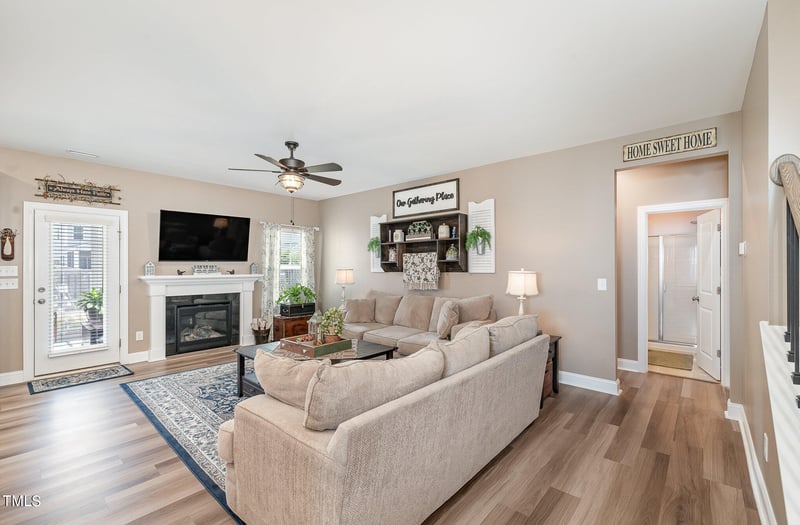 407 Rittenhouse Ct, Fuquay Varina, NC 27526