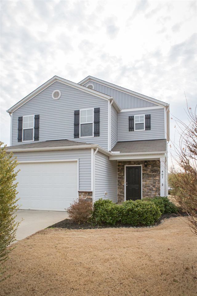 407 Sutton Pl, Mebane, NC 27302