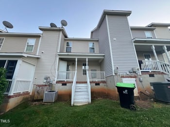 407 Whitehall Ct, Clayton, NC 27520