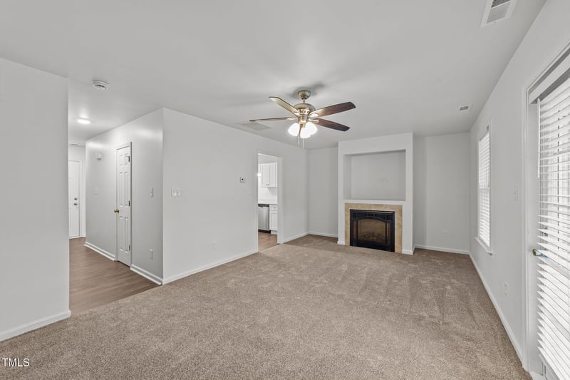 407 Whitehall Ct, Clayton, NC 27520
