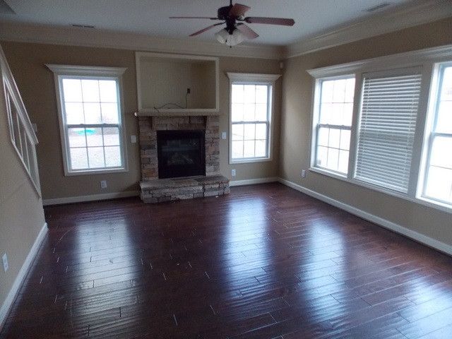 4077 Laurel Glen Dr, Raleigh, NC 27610