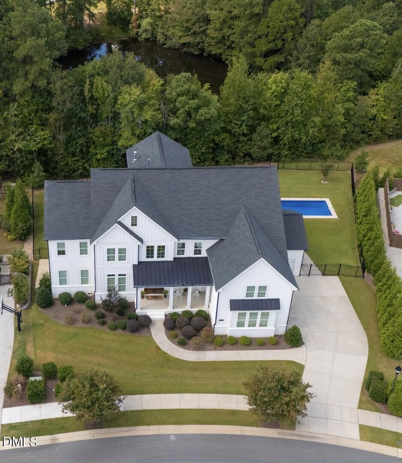 408 Addison Pond Dr, Holly Springs, NC 27540