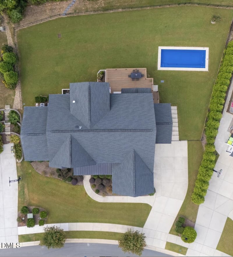 408 Addison Pond Dr, Holly Springs, NC 27540
