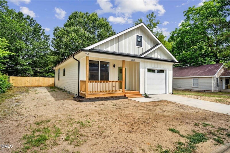 408 Brevard St, Selma, NC 27576