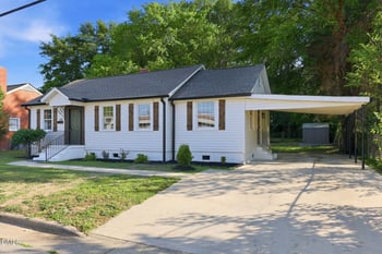 408 Canary St, Dunn, NC 28334
