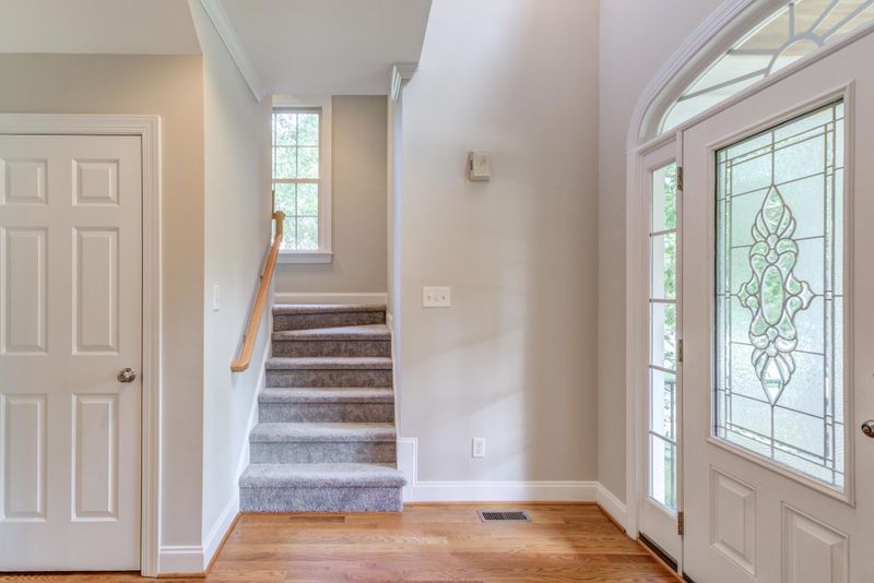 408 Charleston Dr, Clayton, NC 27520