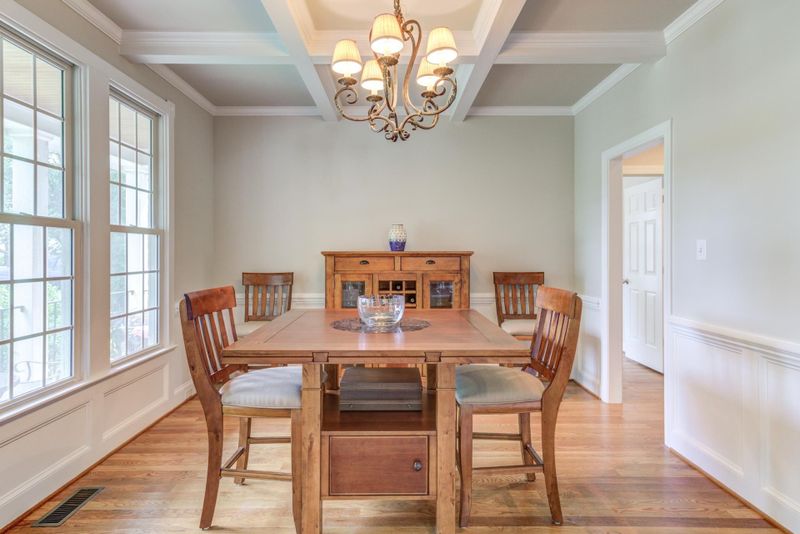 408 Charleston Dr, Clayton, NC 27520