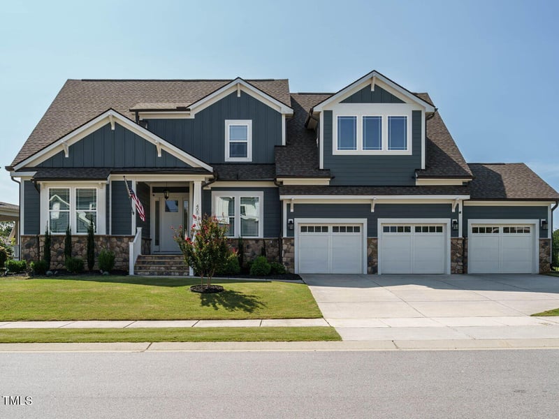 408 Chickasaw Plum Dr, Holly Springs, NC 27540