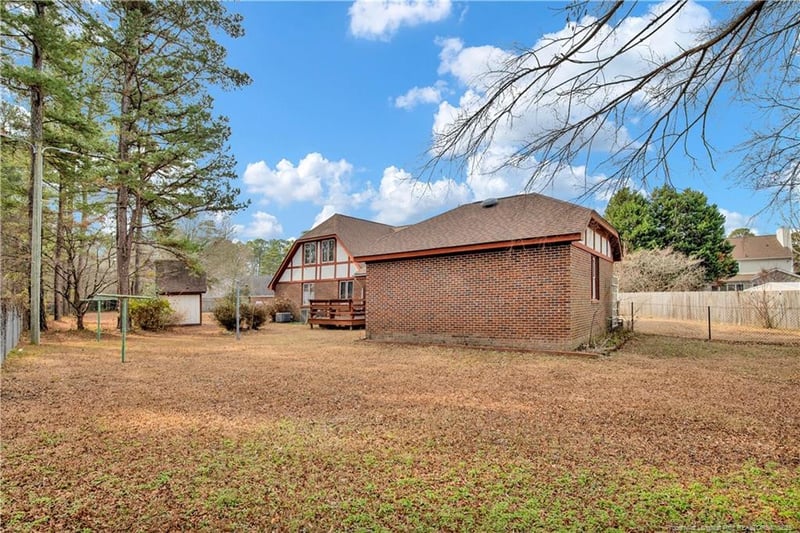 408 Gleneagles Ct, Fayetteville, NC 28311