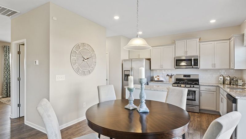 408 N Great White Way, Clayton, NC 27527