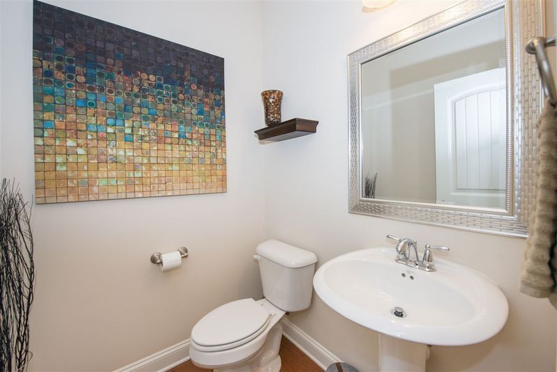408 Hidden Stream Dr, Apex, NC 27539