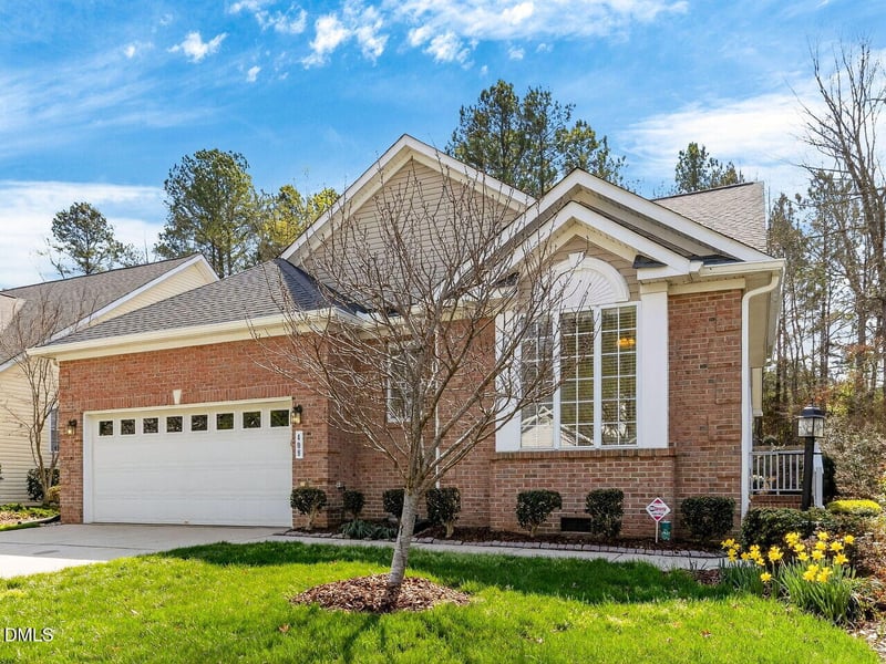 408 Knotts Valley Ln, Cary, NC 27519