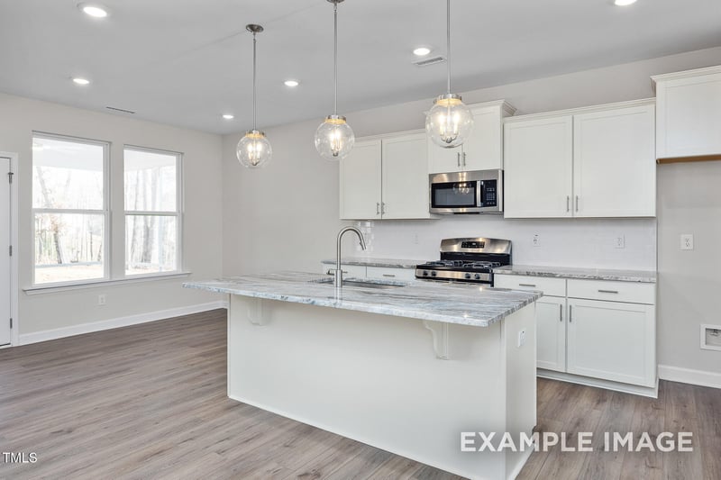 408 Longleaf Glen Ln, Zebulon, NC 27597
