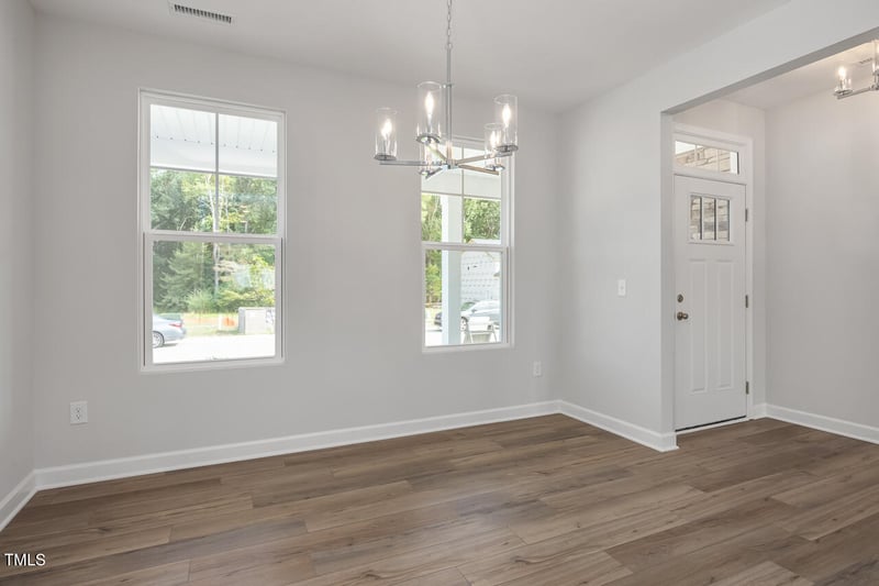 408 Longleaf Glen Ln, Zebulon, NC 27597