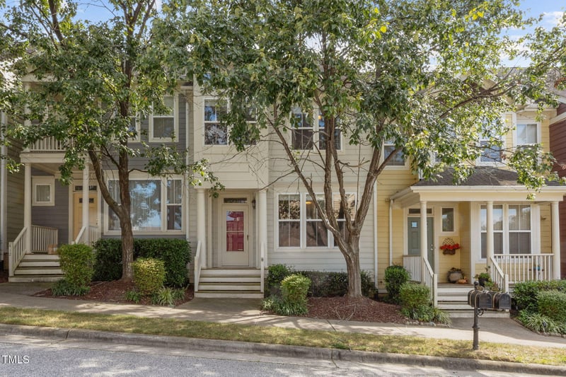 408 Oak Pine Dr, Apex, NC 27502
