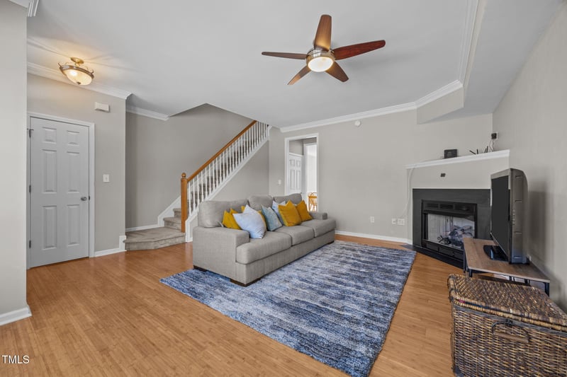 408 Oak Pine Dr, Apex, NC 27502