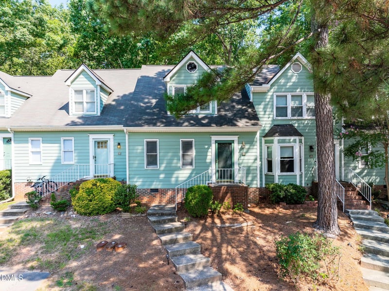 408 Oak Run Dr, Raleigh, NC 27606