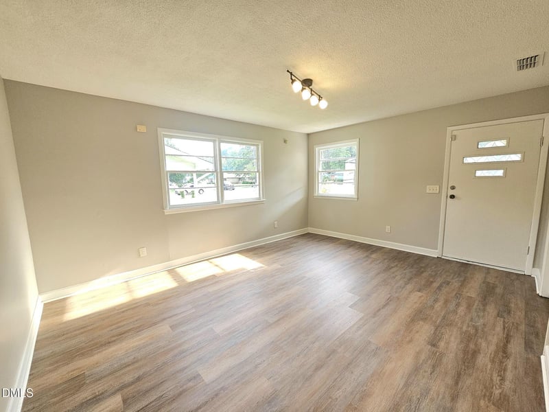 408 Oak St, Smithfield, NC 27577