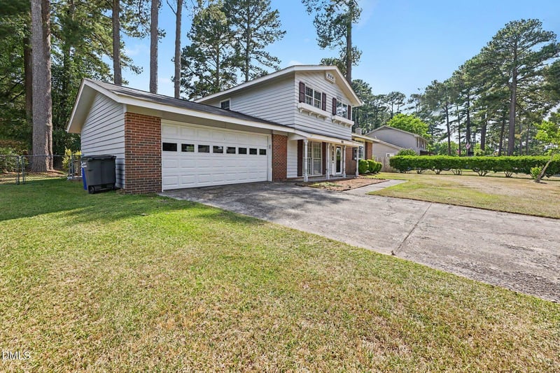 408 Pecan Dr, Selma, NC 27576